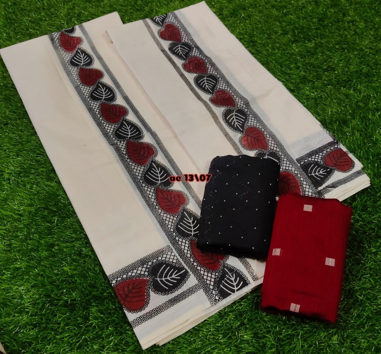 Special Quality Gada Kerala Set Mundu — Quality Gada Cotton fabric — Sarees — from Kerala — buy online India