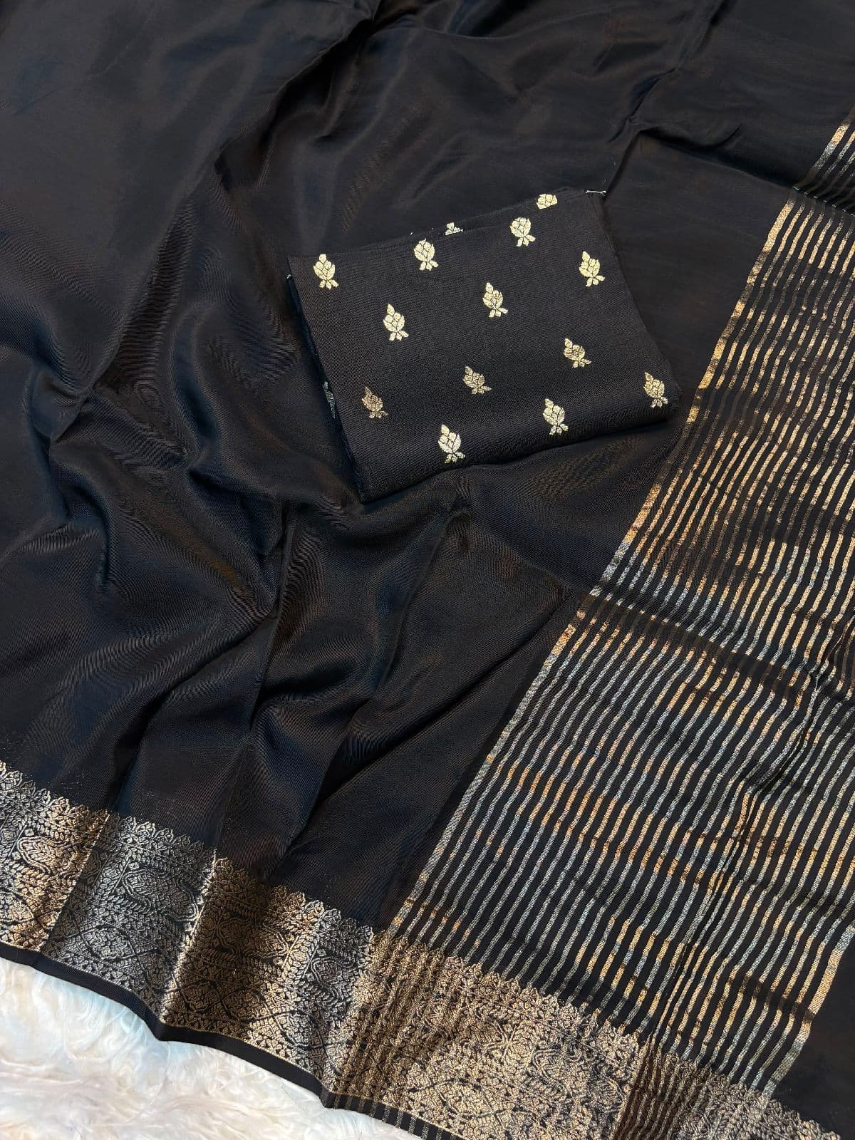Pure Viscose saree — Viscose fabric — Sarees — buy online India